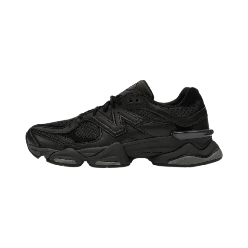 New balance 9060 “Triple Black”